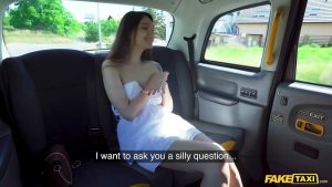 Chịch gái chân dài dâm dục