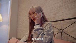 Nghịch lồn cô bạn gái nứng rên oai oái