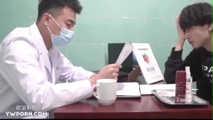 Em bú cu bác sĩ dâm đãng sướng cực kỳ