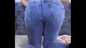 Cô em nứng dâm nghịch lồn ngon vãi