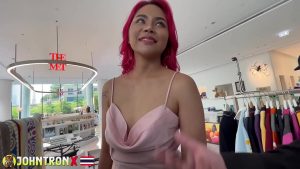 Cô em dâm tóc đỏ thèm cu lên đỉnh