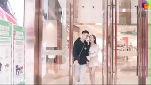 Đi hẹn hò tiện thể chịch gái nứng dâm đãng